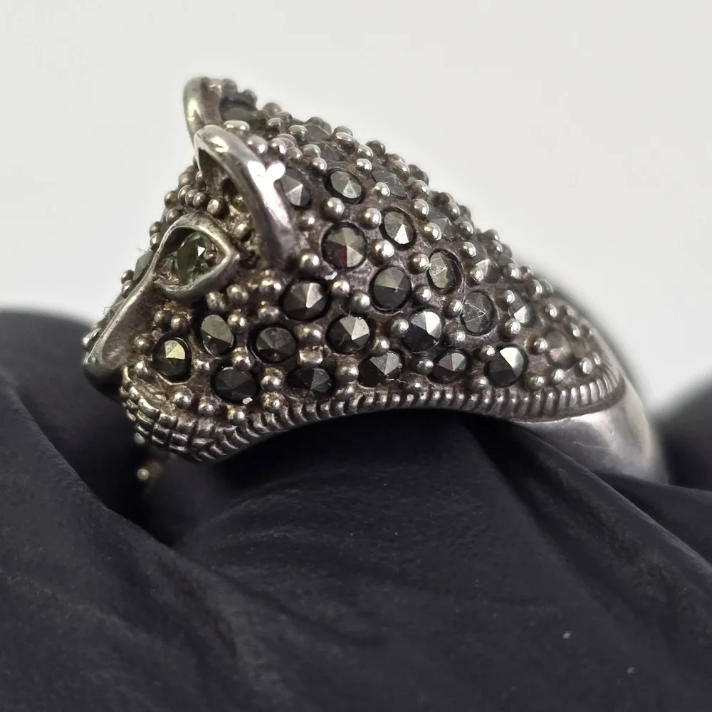 Elegant Sterling Silver 925 Panther Ring